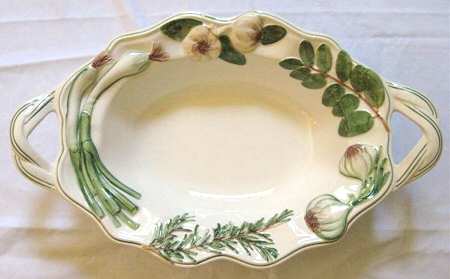 Embossed Herbs 9" Oval Vegetable Bowl