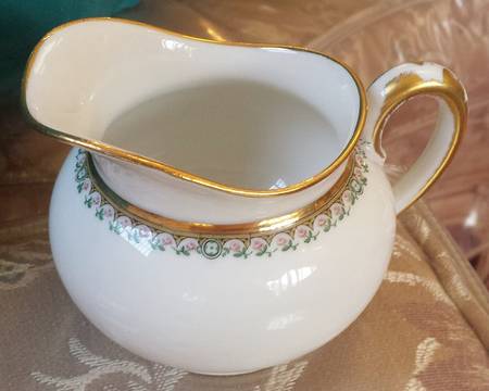 VIG185 Creamer