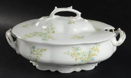 VNN83 Tureen &  Lid