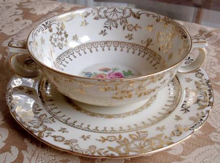 VIT370 Footed Cream Soup Bowl & Saucer Set