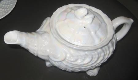 VIT382 Teapot & Lid