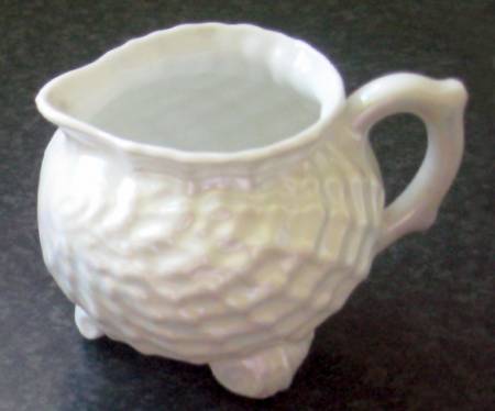 VIT382 Creamer