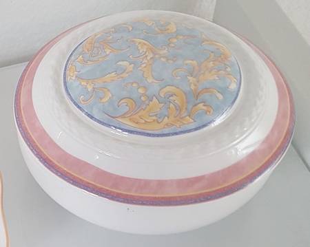 Vivaldi Round Box & Lid