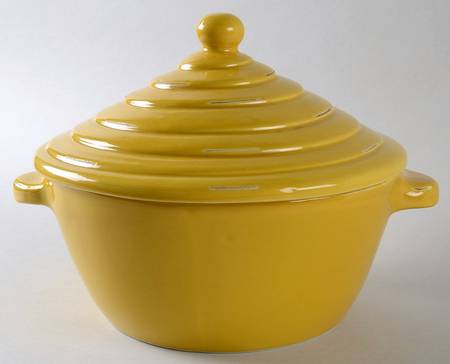 Buon Gusto 2.25 Qt Round Covered Casserole