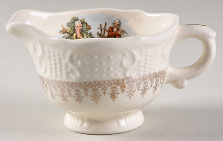 VOG154 Creamer
