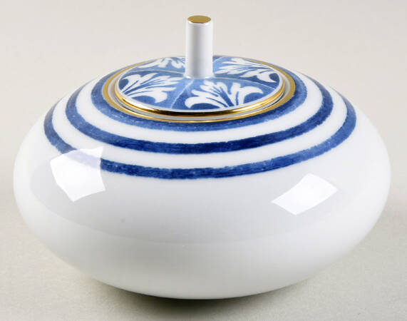 Transatlantica Sugar Bowl & Lid