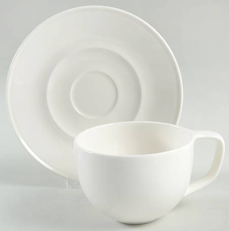 Neo White Flat Cup & Saucer Set