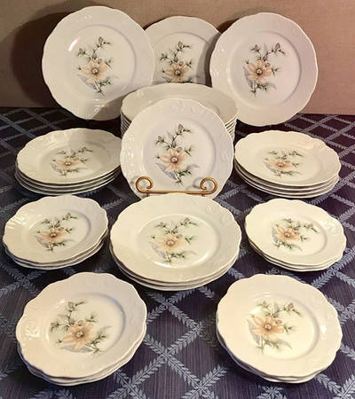 VIA144 Salad Plate