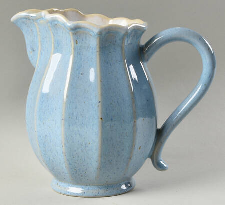 VA11 44 Oz Pitcher