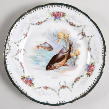267 Luncheon Plate
