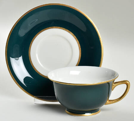 VOG157 Footed Cup & Saucer Set