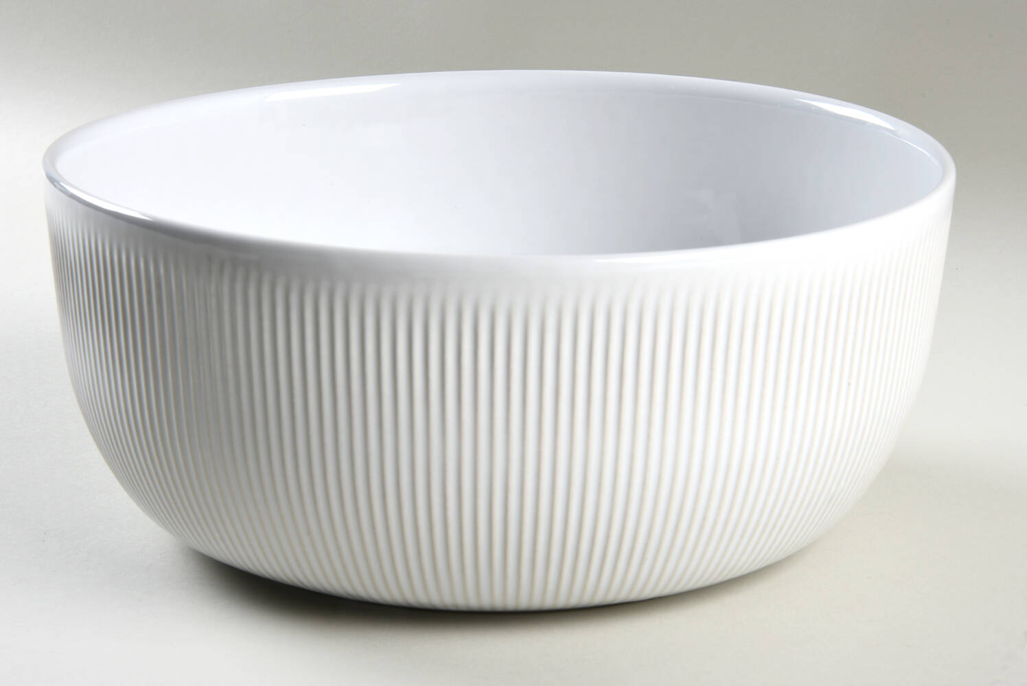 VLA9 9" Round Serving Bowl