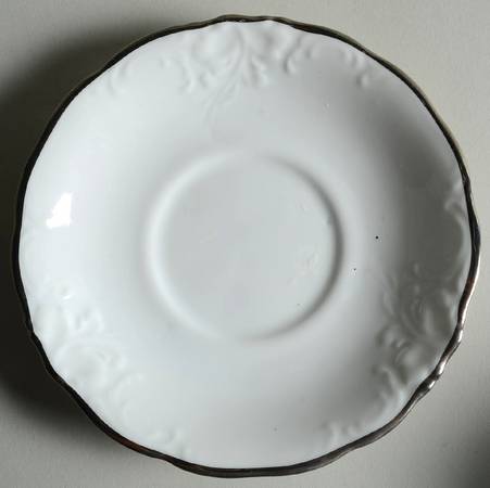 Platin Saucer for Footed Cup