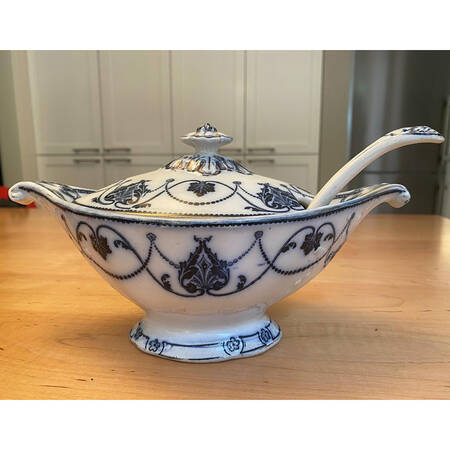 Lichfield Tureen &  Lid
