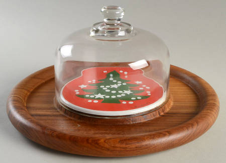 Christmas Tree 12" Round Wood Cheese with Glass Dome