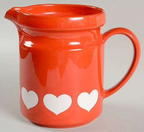 Heart 64 Oz Pitcher