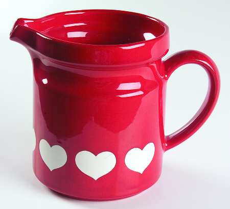Heart 32 Oz Pitcher