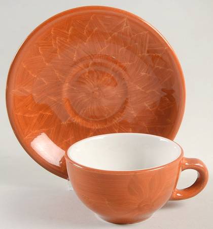 Dahlia Flat Cup & Saucer Set