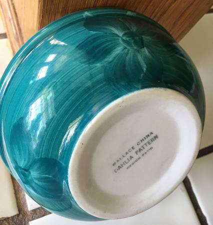 Dahlia Coupe Cereal Bowl