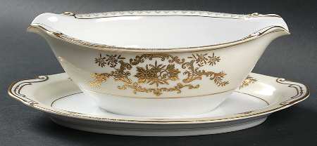 Y-102 Gravy Boat with Attached Underplate