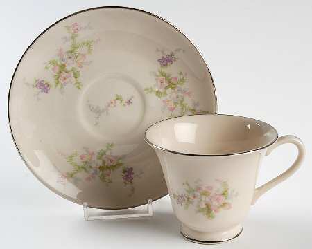 Countryside (Rim Shape) Footed Cup & Saucer Set