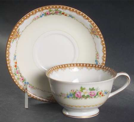 Adela Footed Cup & Saucer Set