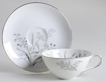 Celeste Flat Cup & Saucer Set