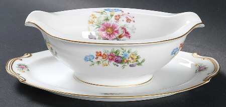 Dresdon Gravy Boat with Attached Underplate