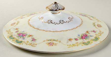 Felicia Lid for Round Vegetable