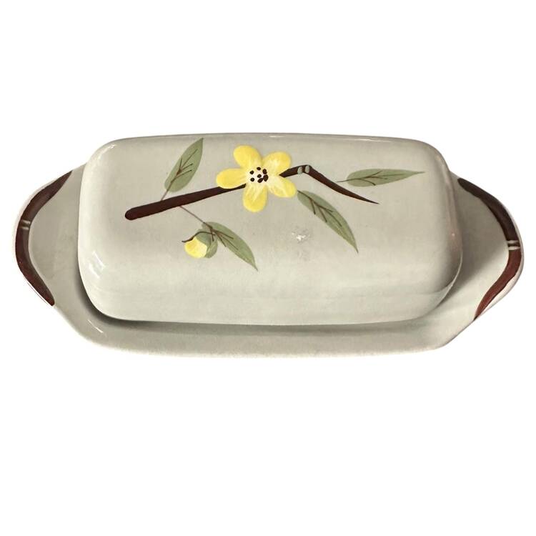 Blossom Gray 1/4 Lb Covered Butter