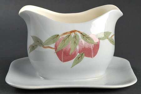 Mango Gravy Boat with Attached Underplate