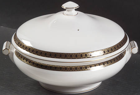 Ashworth Round Covered Vegetable
