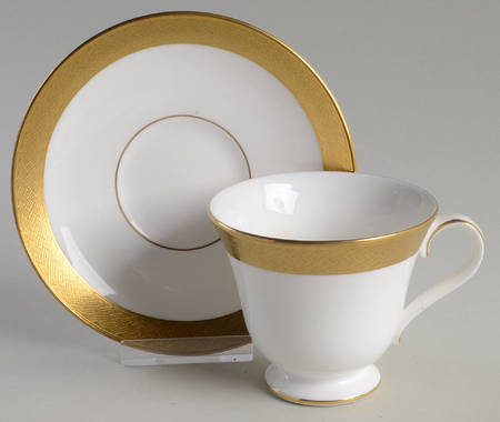 Kells Gold Footed Cup & Saucer Set