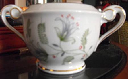 B. Fern (Smooth) Sugar Bowl No Lid