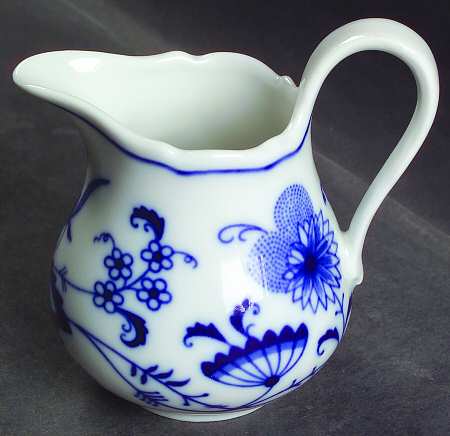Blue Onion Creamer