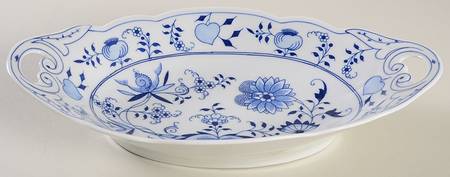 Blue Onion 11" Oval Vegetable Bowl
