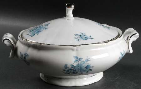 Blue Rose Round Covered Vegetable