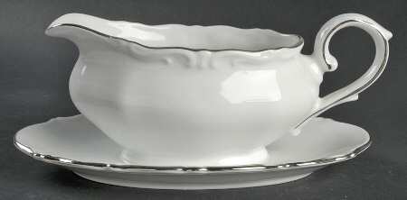 Charisma Gravy Boat with Attached Underplate