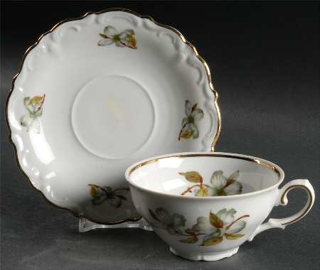 Dogwood (Scalloped, Rim) Flat Cup & Saucer Set