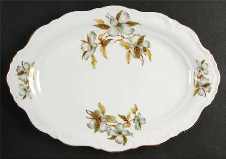 Dogwood (Scalloped, Rim) 15" Oval Serving Platter