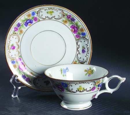 Dresden Rich Footed Cup & Saucer Set