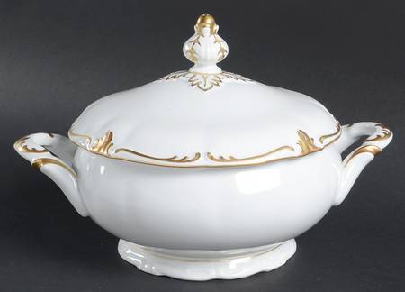 Duchess Round Covered Vegetable