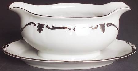 Empire Gravy Boat with Attached Underplate