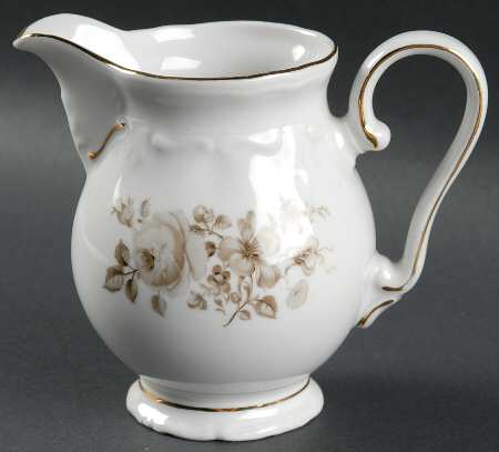 Empress (Gold Trim) Creamer