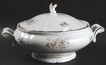 Empress (Gold Trim) Tureen &  Lid