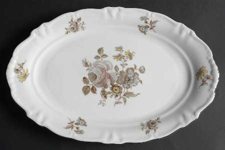 Empress (Platinum Trim) 12" Oval Serving Platter
