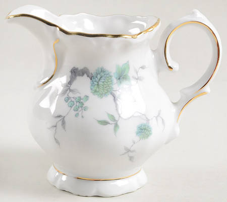 Green Ming (Gold) Creamer