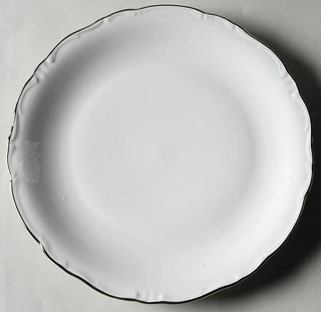 Heirloom Platinum 11" Chop Plate (Round Platter)
