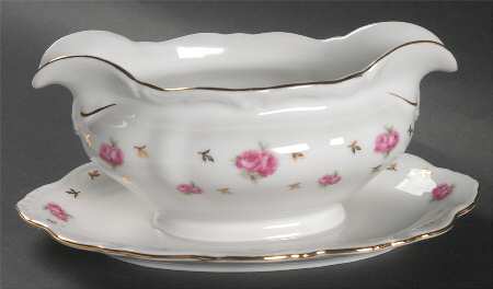 Heritage (Rosebuds) Gravy Boat with Attached Underplate