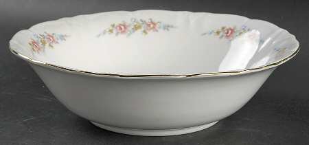 Mayerling (Scalloped) 9" Round Vegetable Bowl
